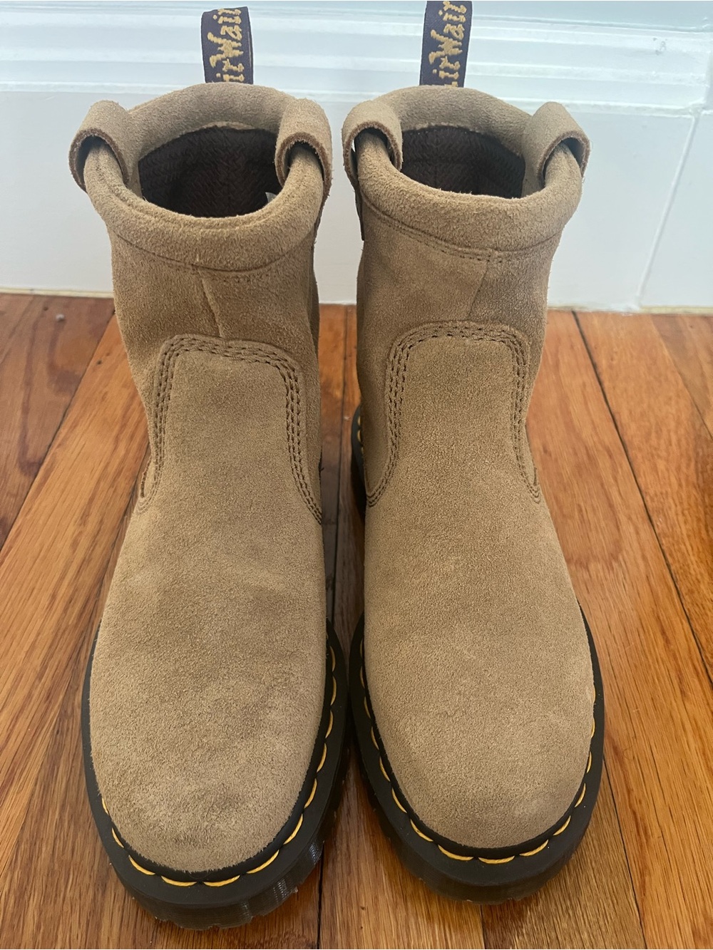 Dr Marten Suede Boot Anistone Lo Boot